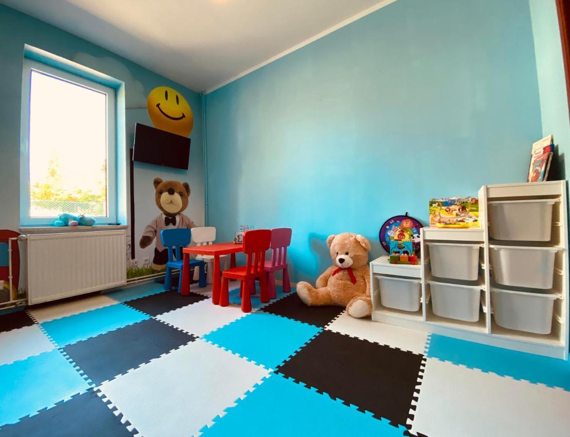 Mikolajek Hotel Jarosławiec Eksteriør billede