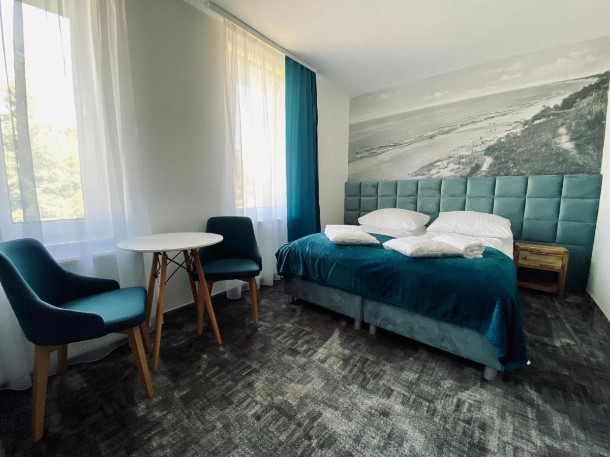 Mikolajek Hotel Jarosławiec Eksteriør billede