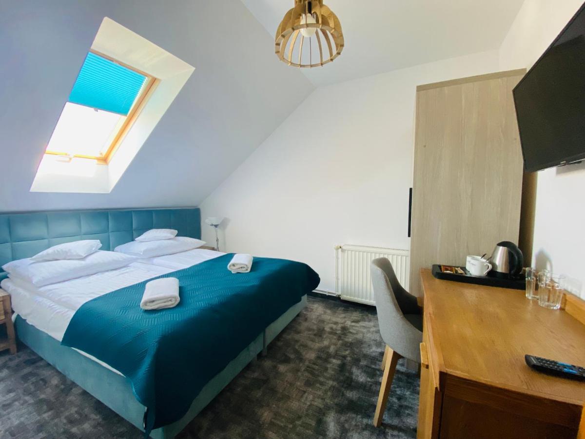 Mikolajek Hotel Jarosławiec Eksteriør billede