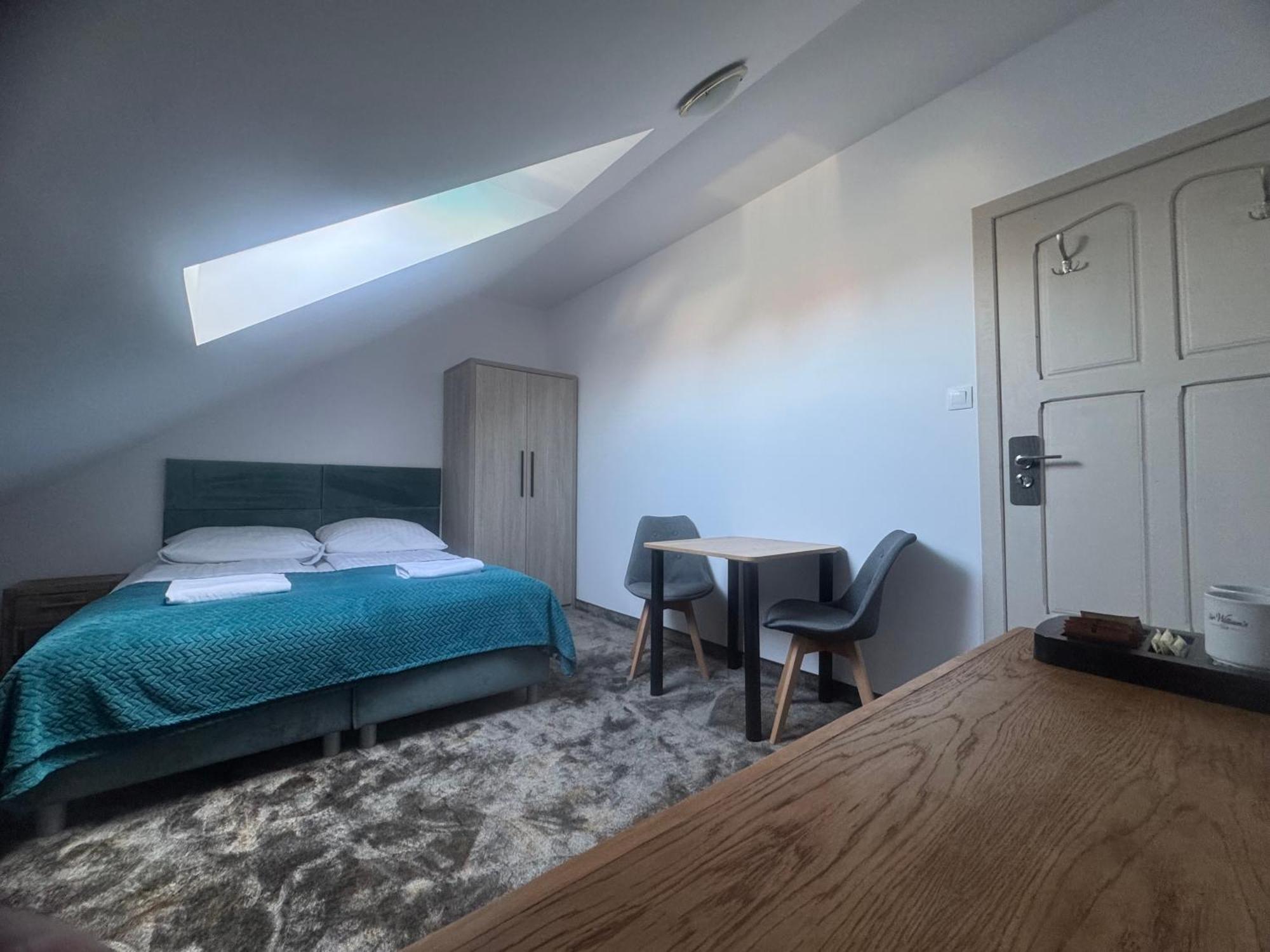 Mikolajek Hotel Jarosławiec Eksteriør billede